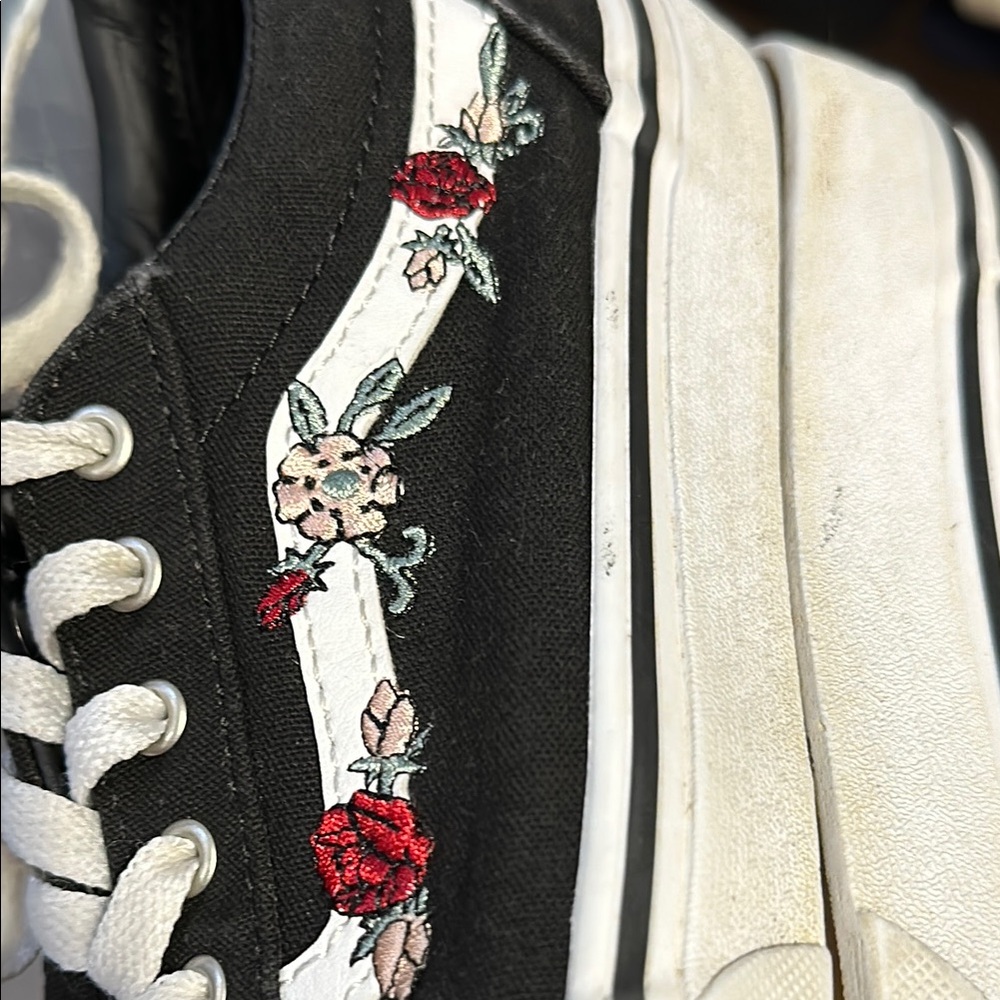 VANS! Floral Embroidered Black Sneakers - Missy size 4 - Picture 6 of 10